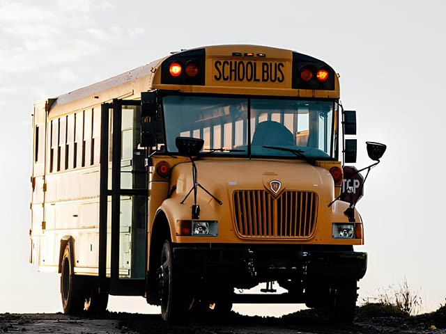 40 passenger school bus exterior