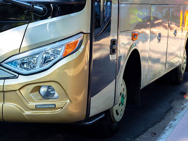 Chicago Shuttle bus exterior